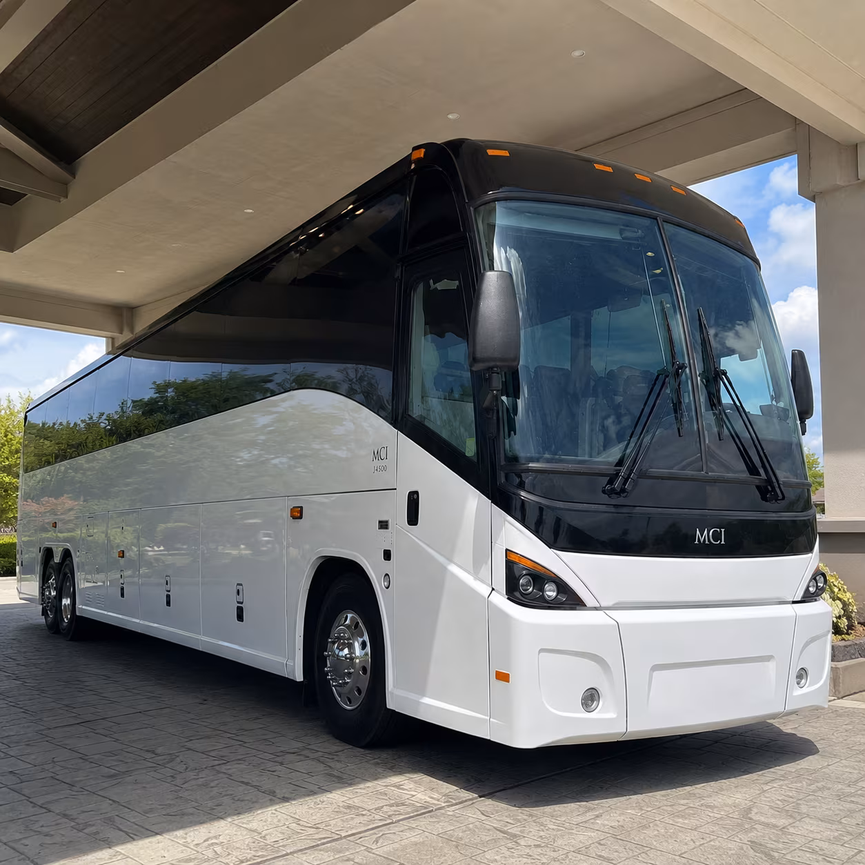bringing out of town guests from dtw book an airport shuttle through the network