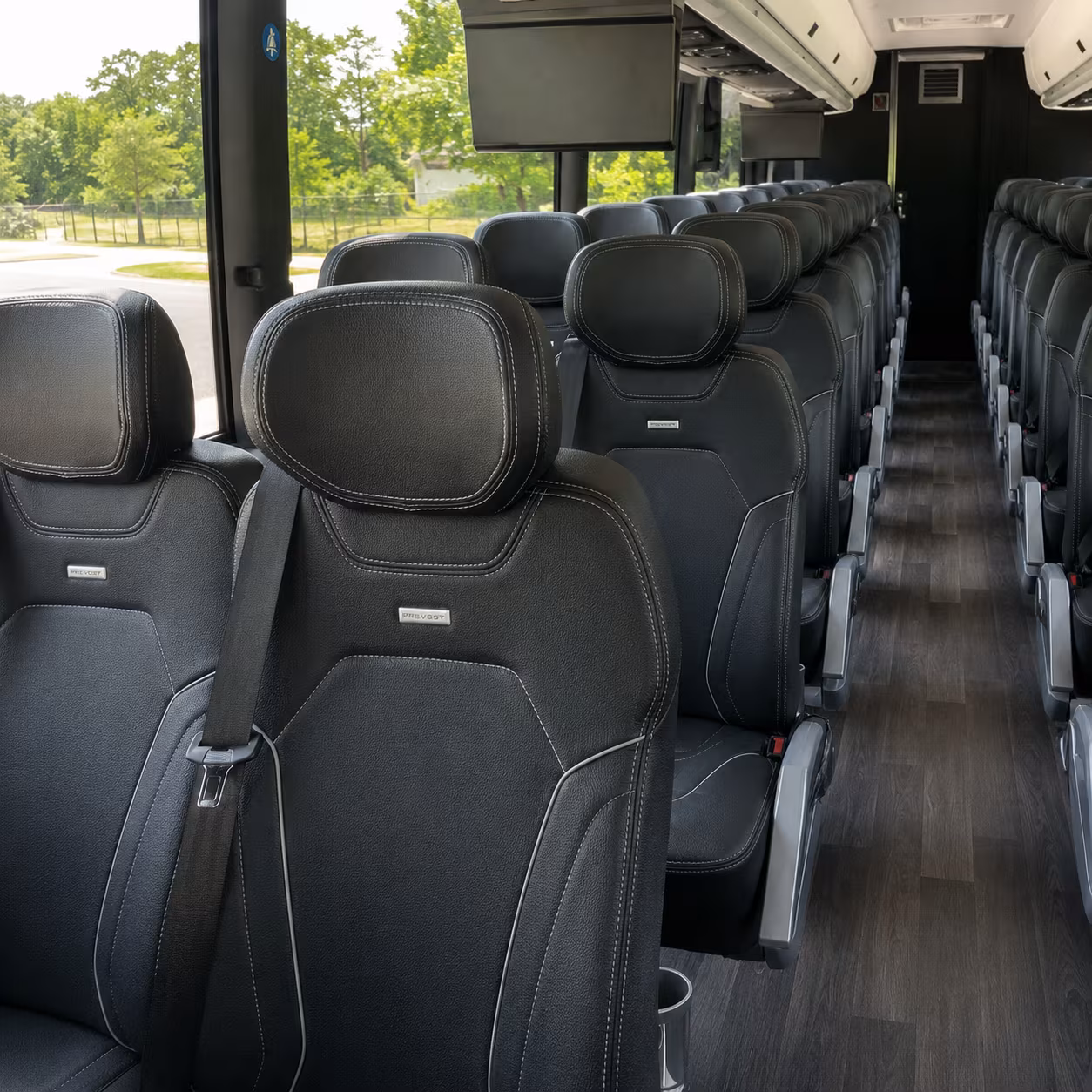 charter bus rentals for warren church retreats and conferences