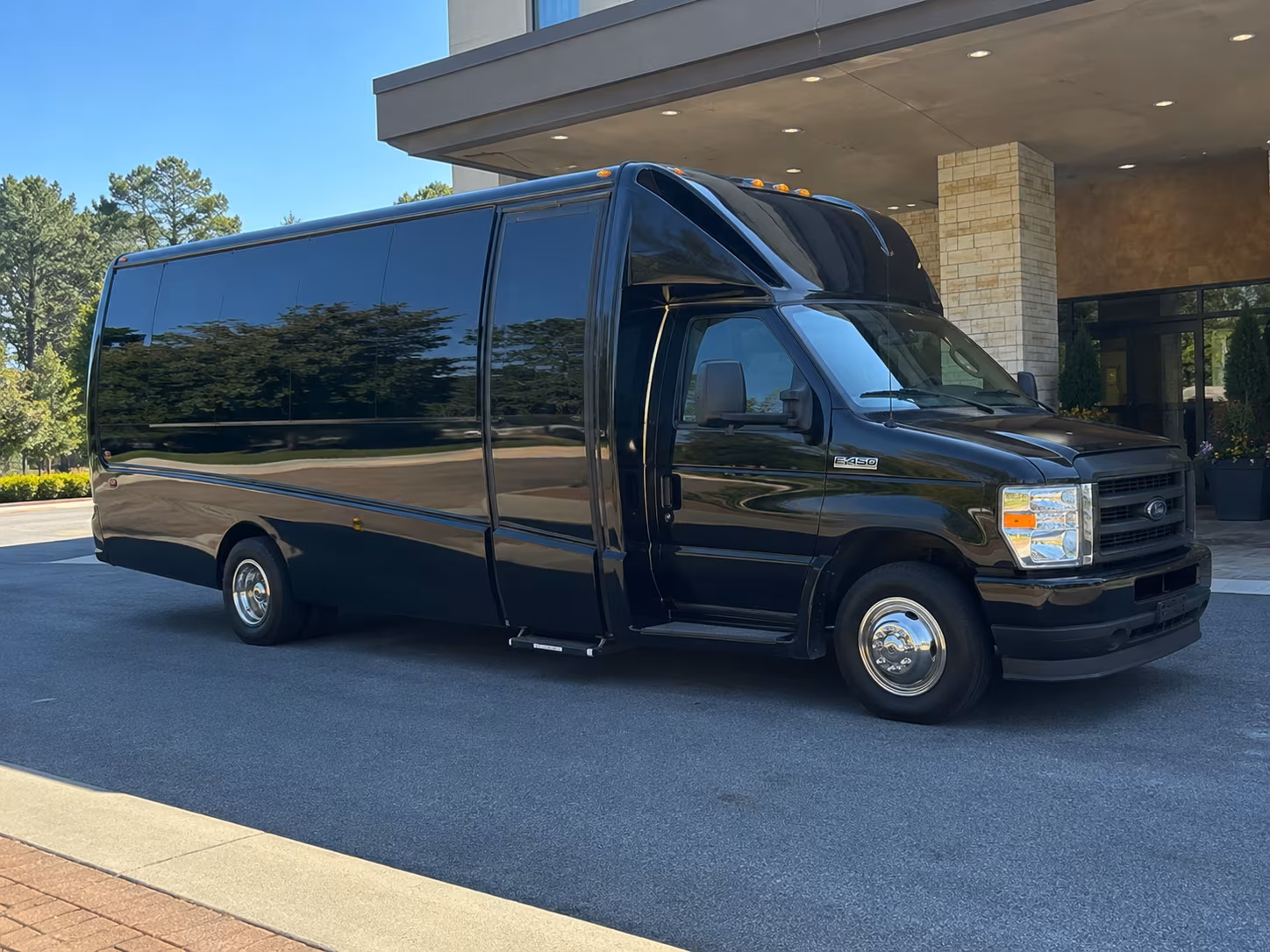 corporate event shuttles for warren s automotive and defense corridor