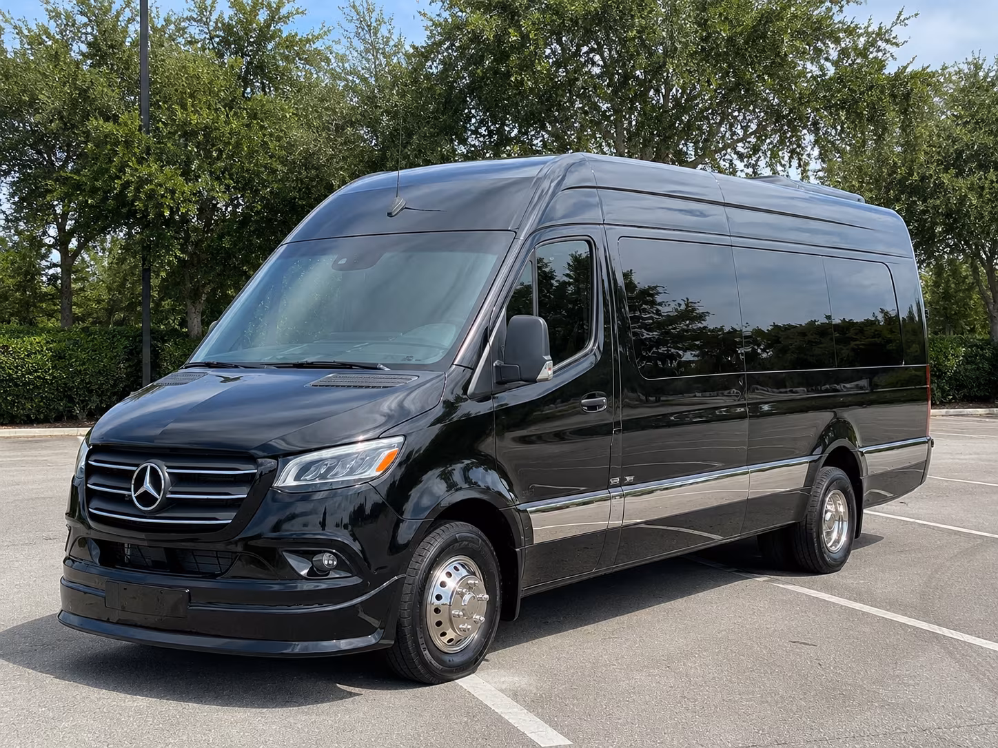 dearborn heights airport shuttle bus rentals