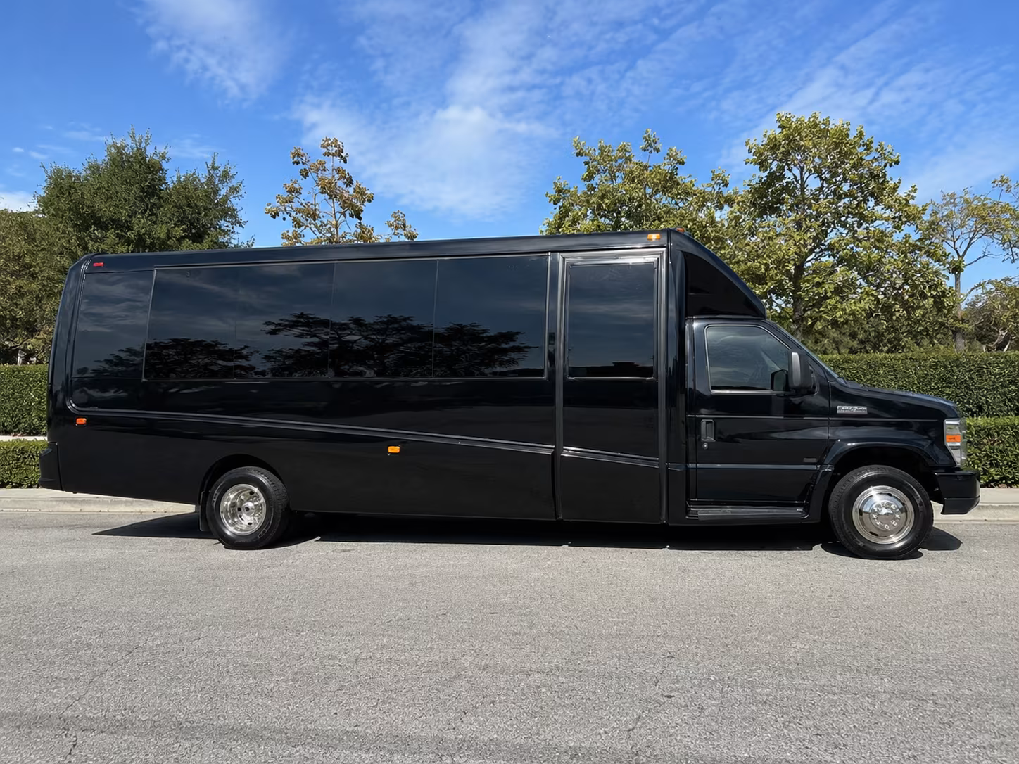dearborn heights coordinate class travel with dearborn heights school field trip bus rentals