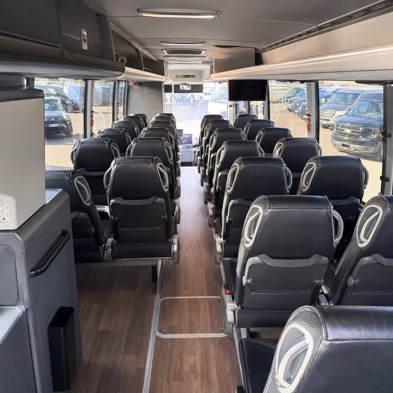 farmington hills book shuttle buses for employees in farmington hills