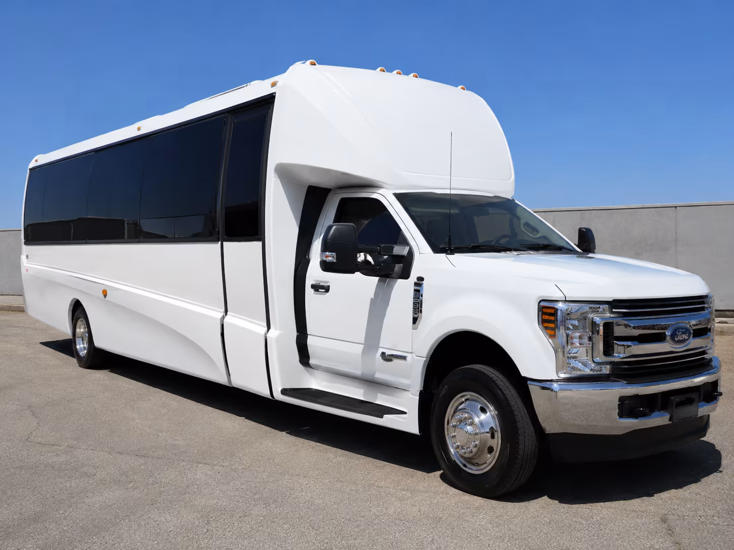 how the distance and duration of your trip affect charter bus rates in warren