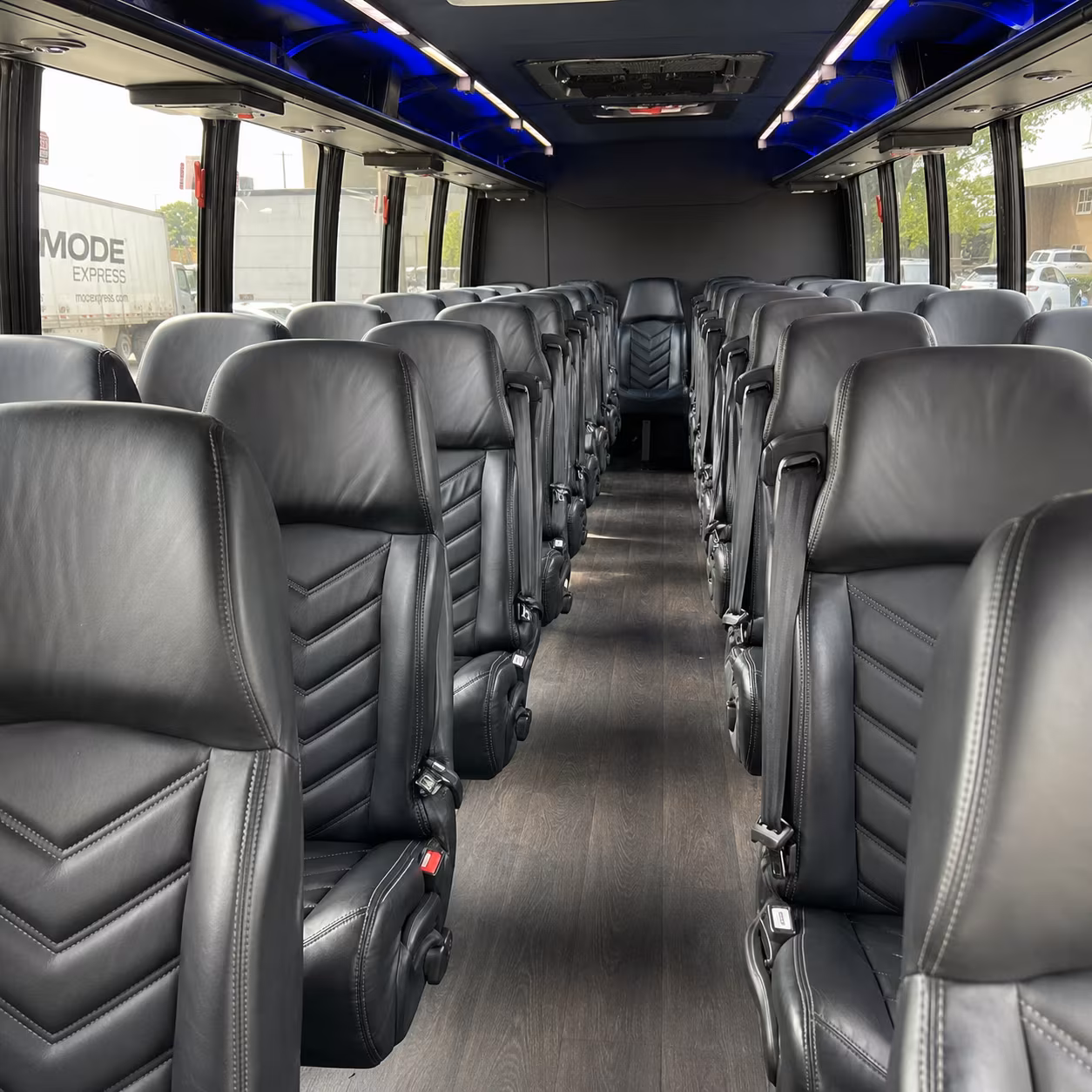 livonia warren charter buses