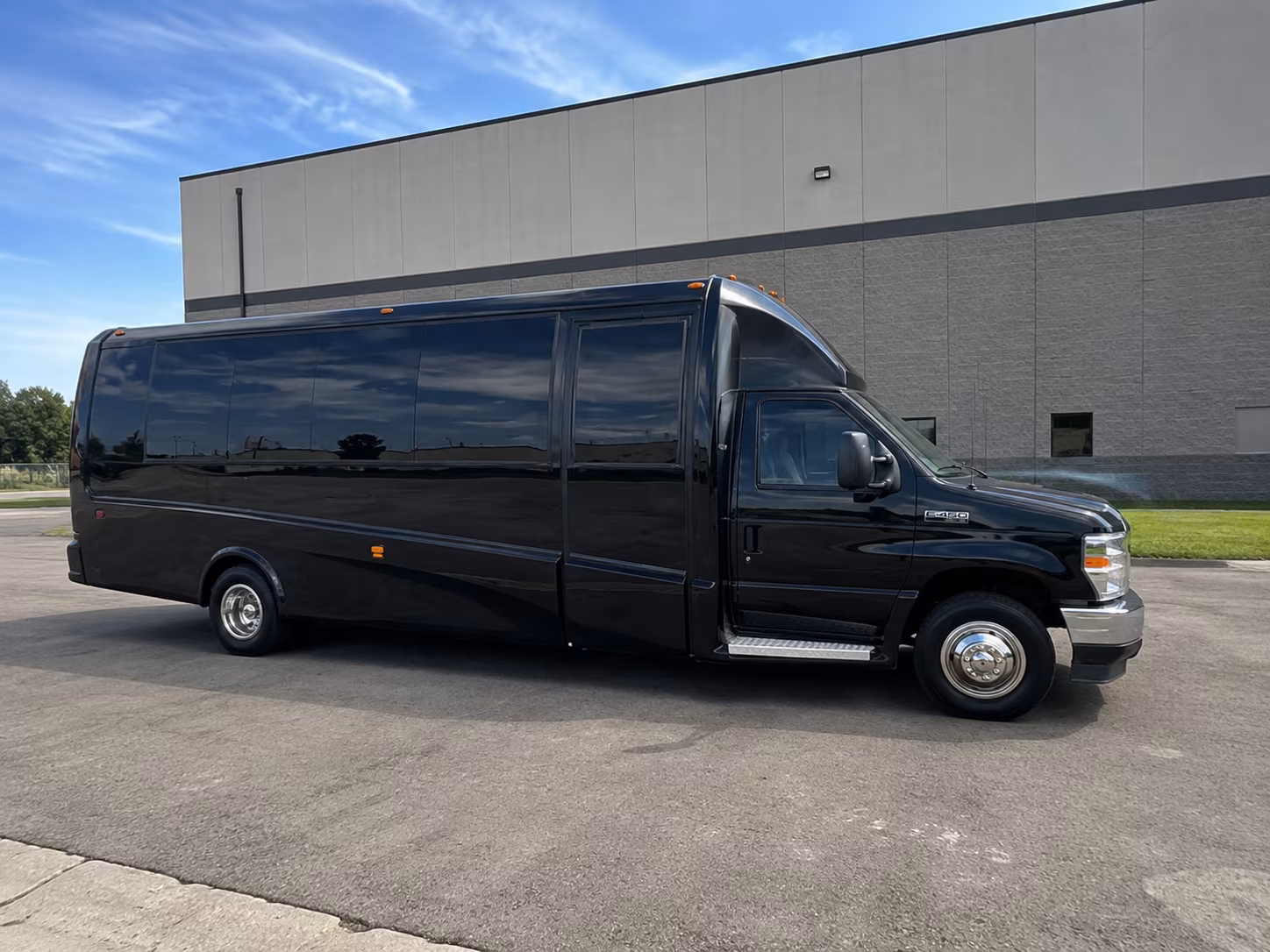 no hassle concert and sporting event rides from warren