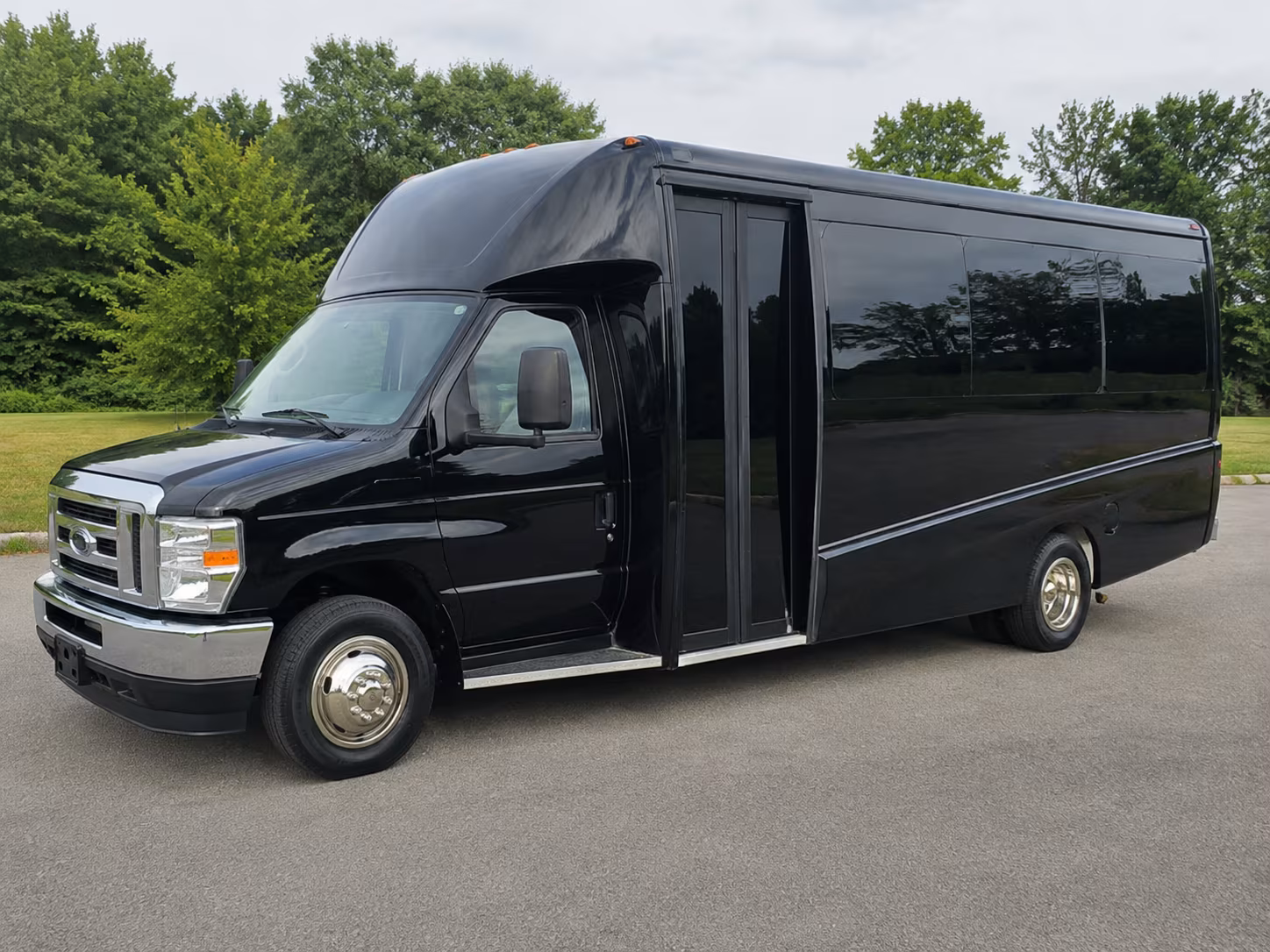 sterling heights build your winery itinerary around a sterling heights charter bus rental