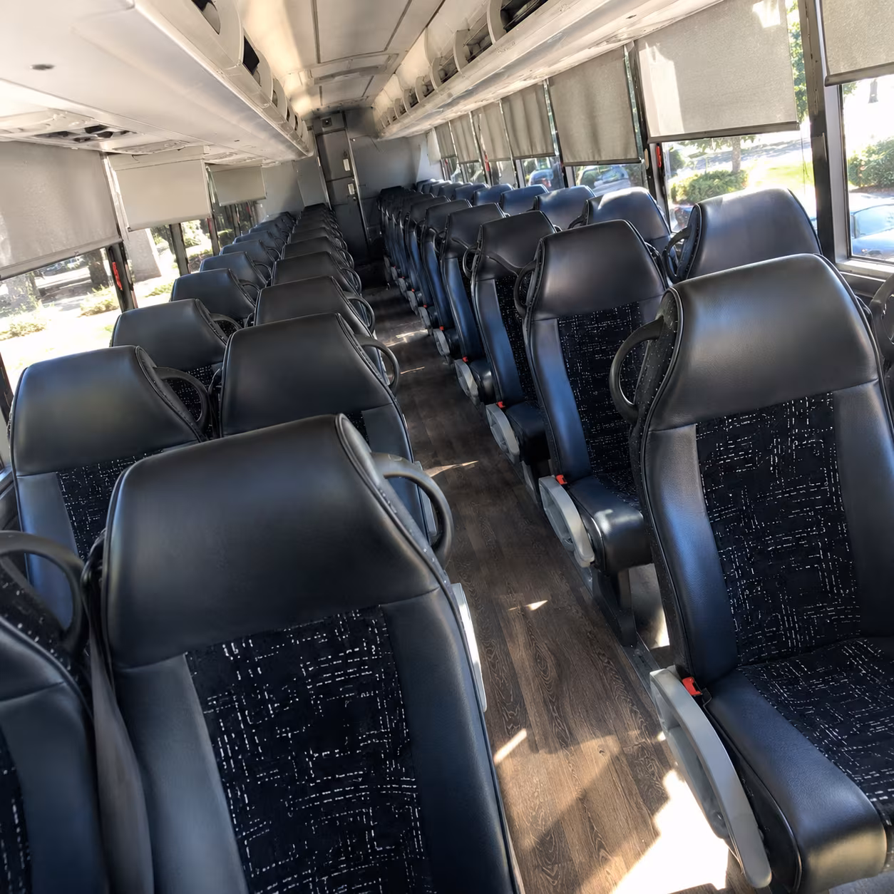 warren bus rental service area