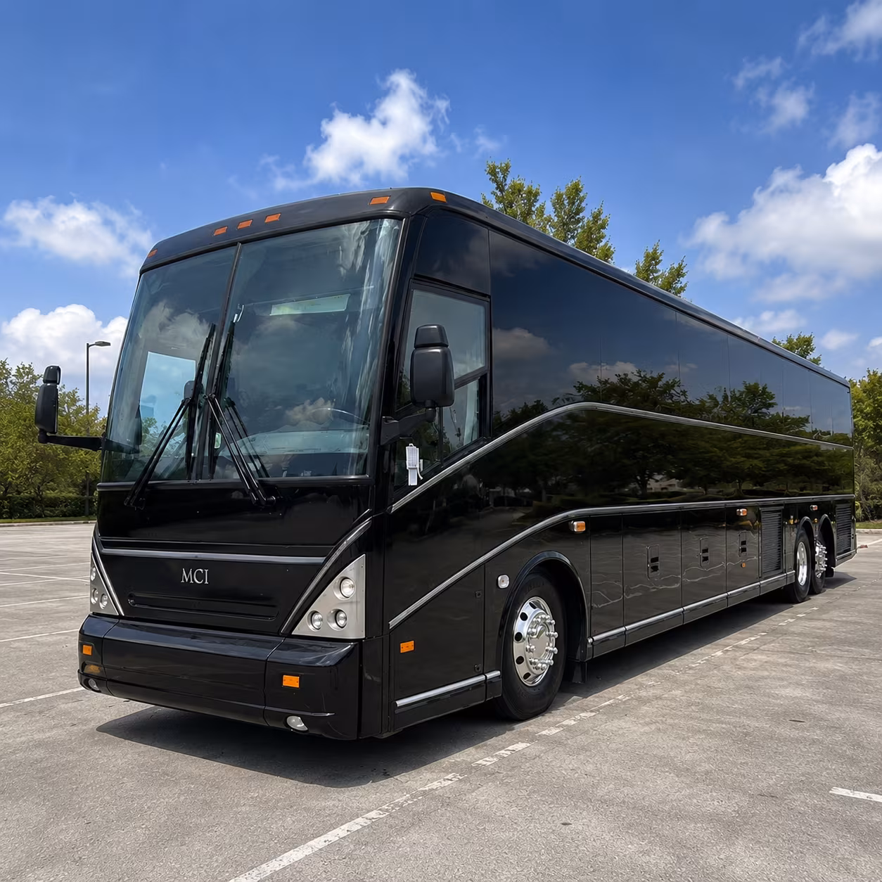 warrencharterbuscompany com helps you coordinate airport transfers for dod delegations flying into dtw