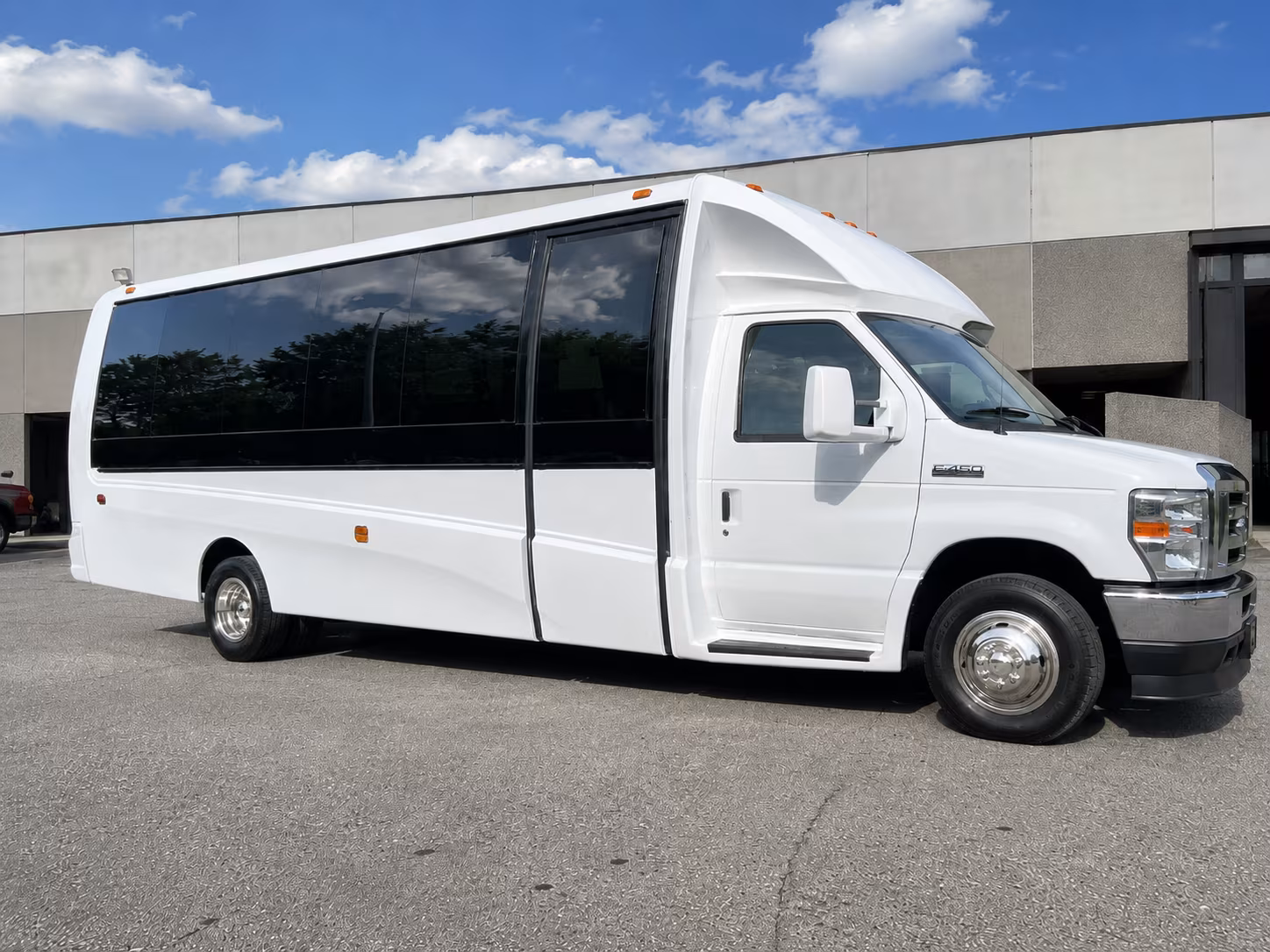 with warrencharterbuscompany com you get easy transportation to the henry ford and ford rouge complex